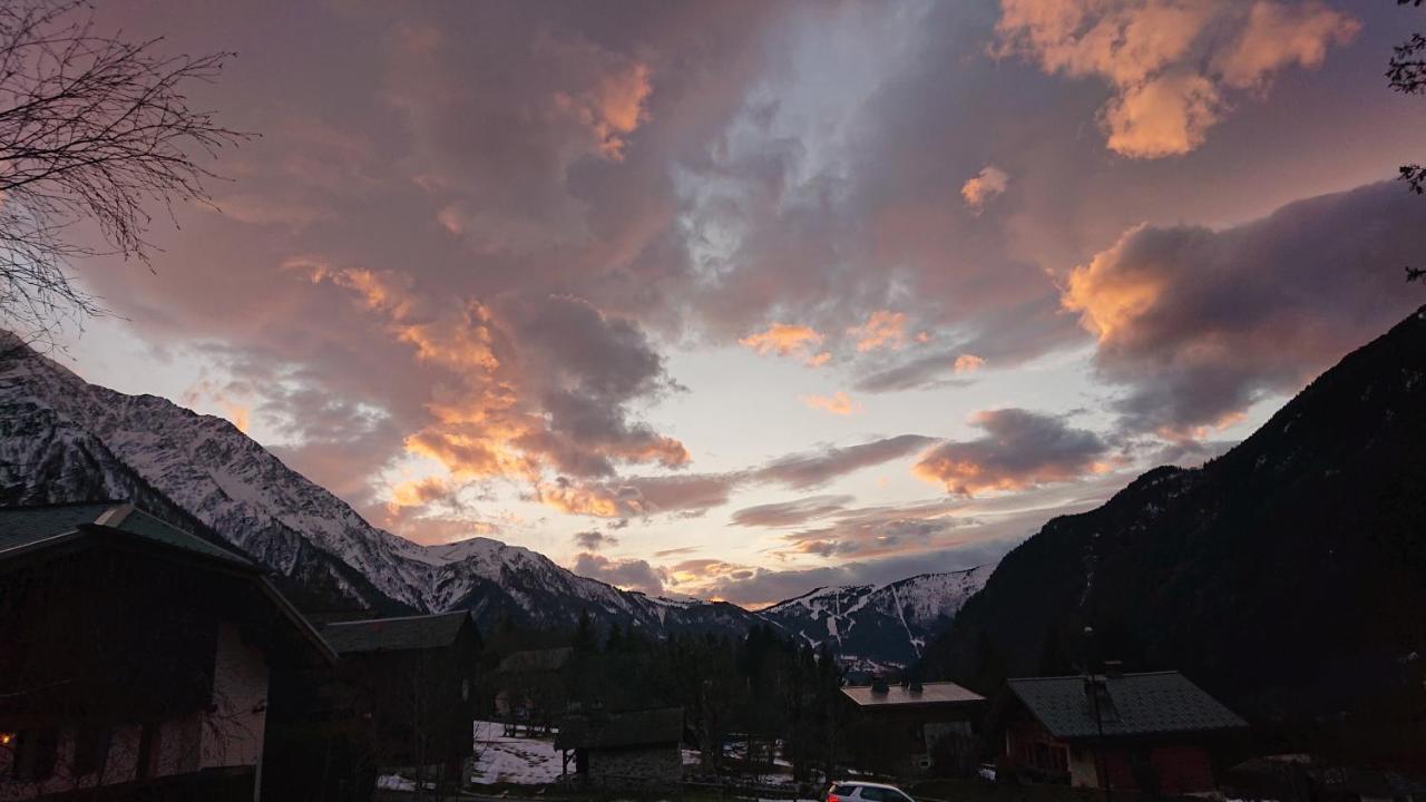 Auberge De Jeunesse Hi Chamonix Exteriör bild