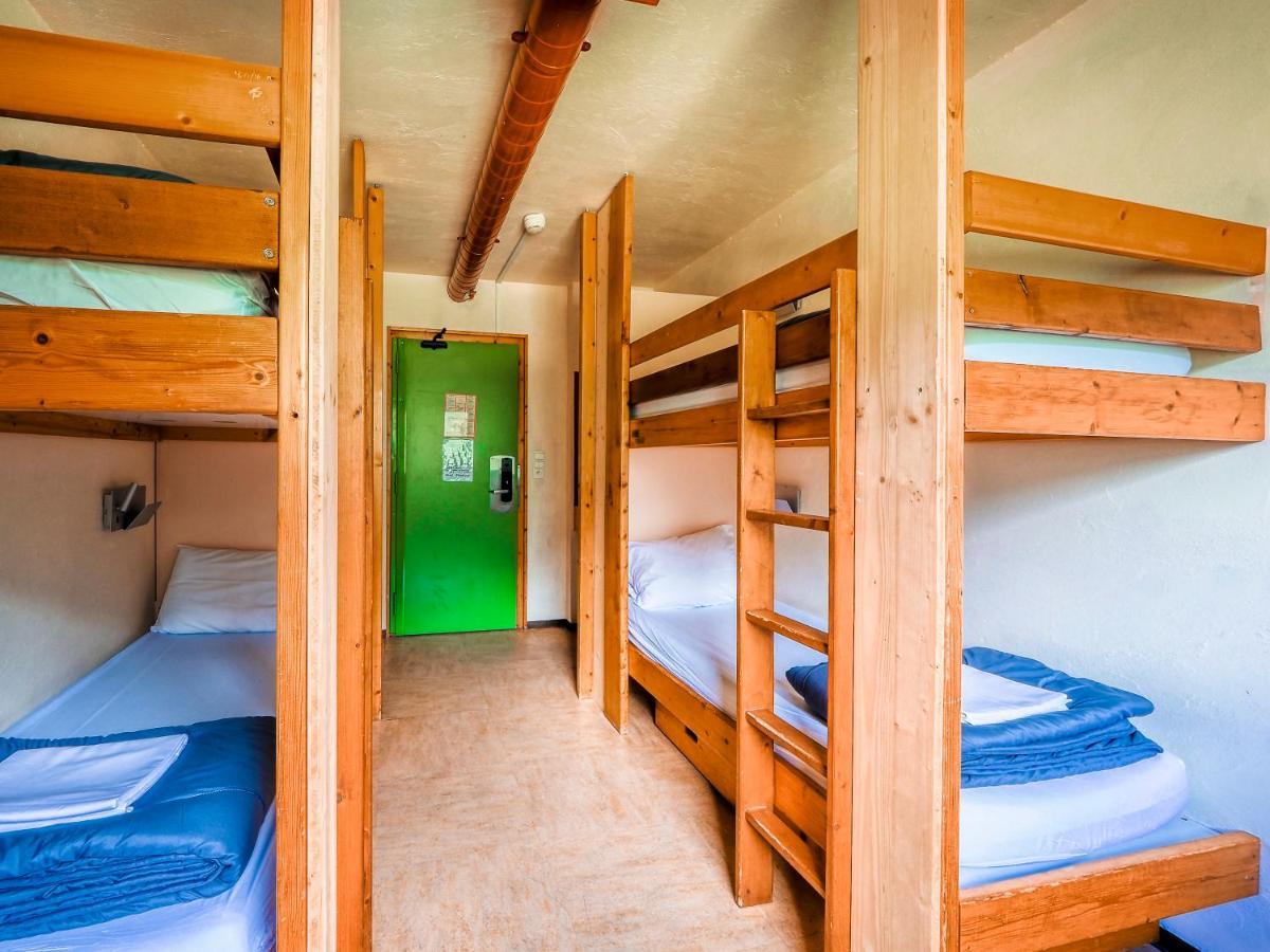 Auberge De Jeunesse Hi Chamonix Exteriör bild